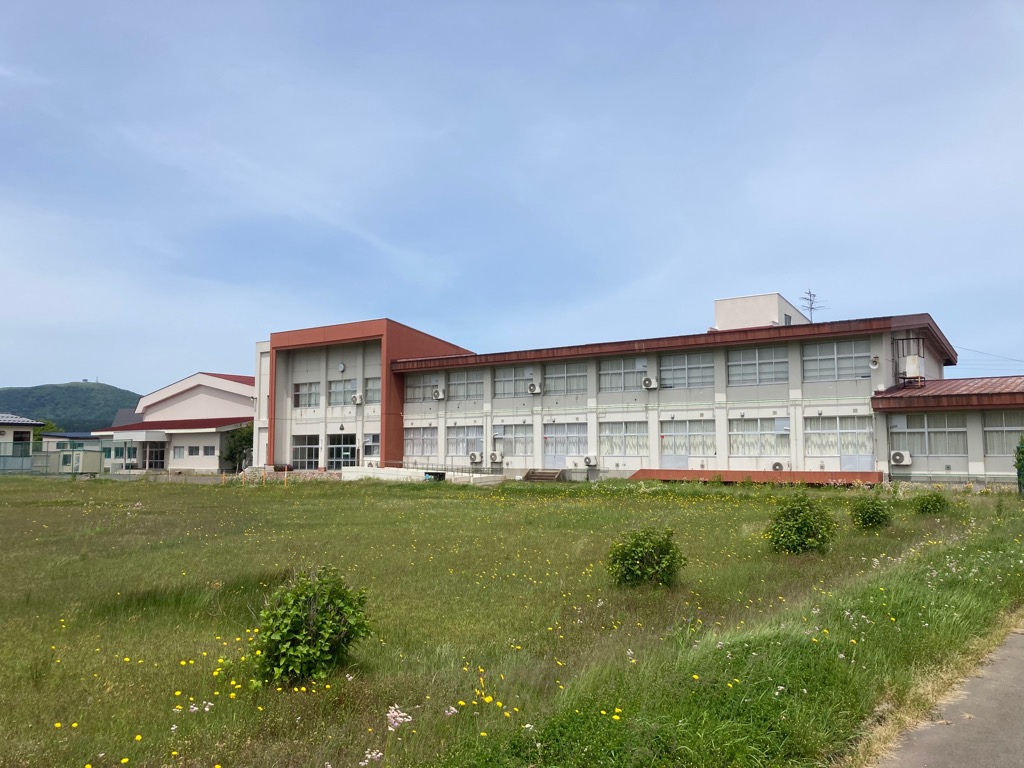旧払戸小学校全景