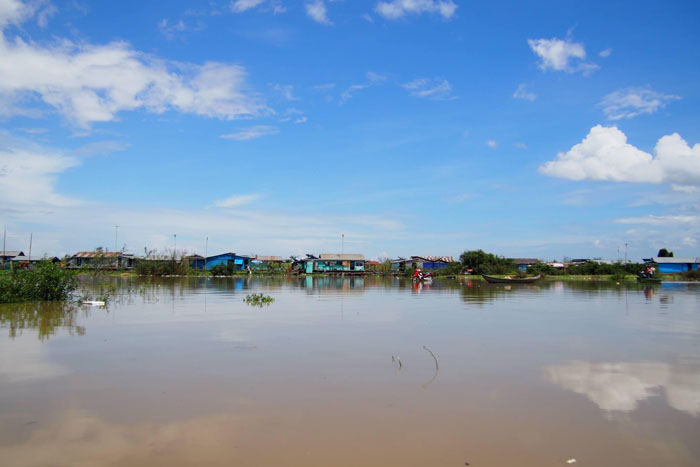 カンボジア水上村