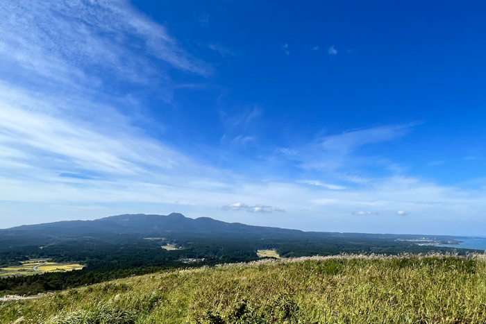寒風山から見た男鹿三山