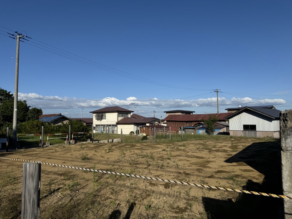 目の前に土地が広がっている。